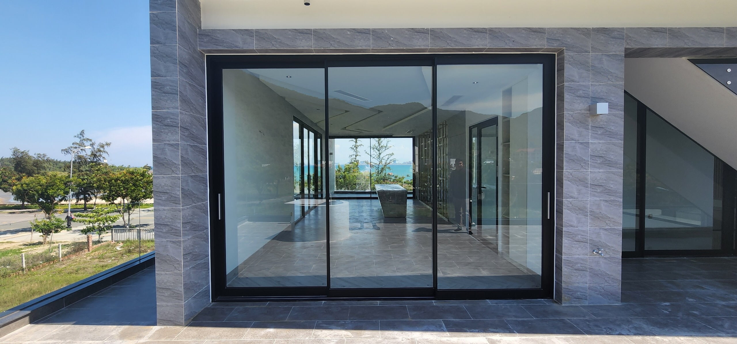 Công trình ven biển được thi công bởi Atarashi