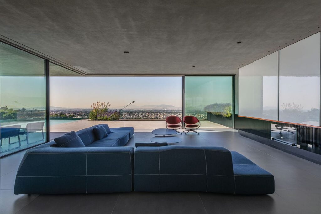 Thiết kế kiên cố với nhiều gân nhôm giúp hệ lùa slim DLX 20 thích hợp cho những căn biệt thự cao cấp Thiết kế kiên cố với nhiều gân nhôm giúp hệ lùa slim DLX 20 thích hợp cho những căn biệt thự cao cấp