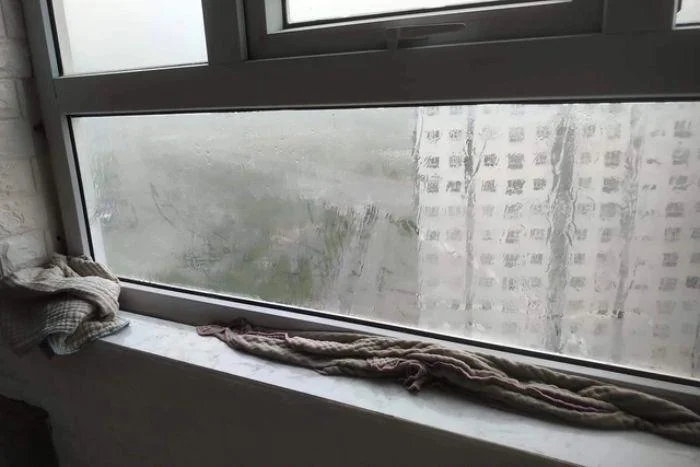 Cách xử lý cửa nhôm kính bị nước vào - ATARASHI