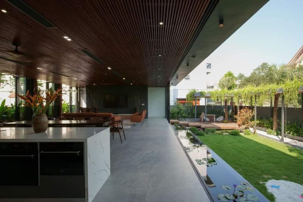 Mở rộng cảnh quan, cuộc sống gần gũi với thiên nhiên, thích hợp cho nhà có trẻ nhỏ và người lớn tuổi